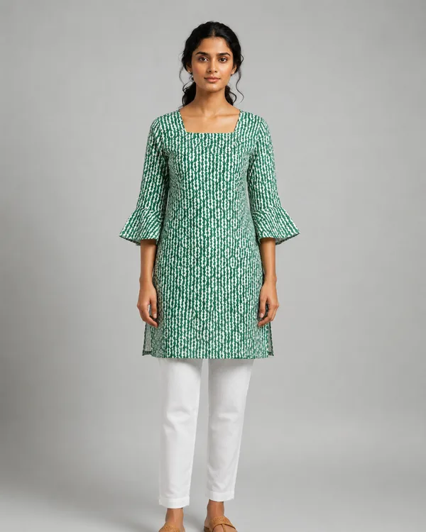 Women's Straight Fit Short Kurti For Daily Wear